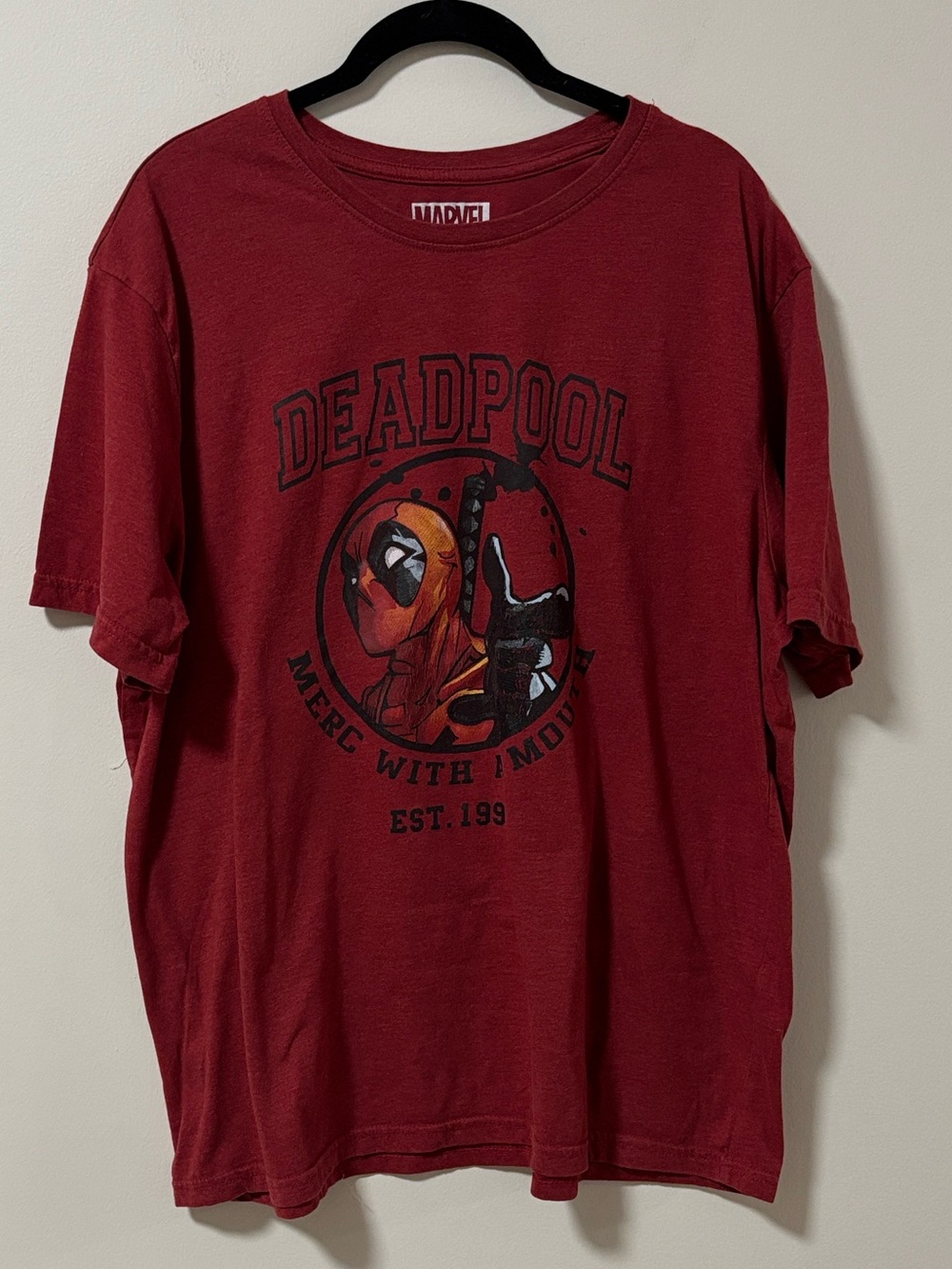 MARVEL (XL) Deadpool Short Sleeve Graphic Tee Red Crew Neck Cotton Blend - Picture 2 of 9